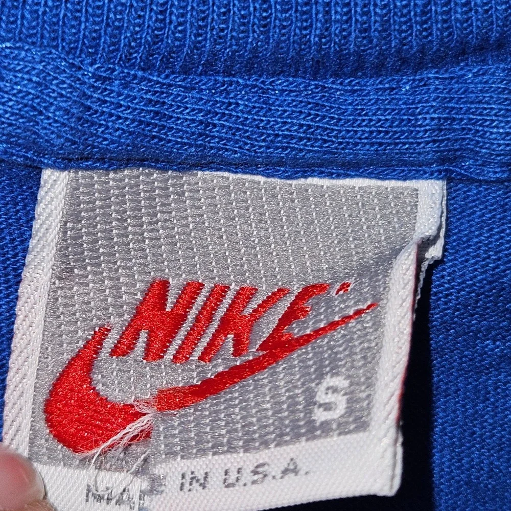Vintage Nike Barcelona Spain‎ Graphic T-Shirt